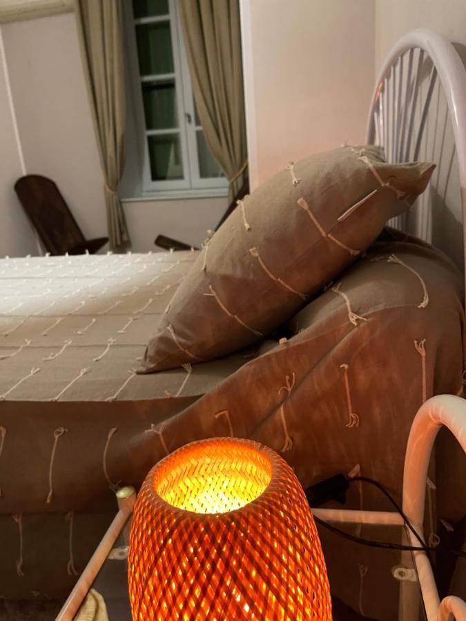 Mas D'Olive Et Kalou Bed & Breakfast Sauve Exterior photo